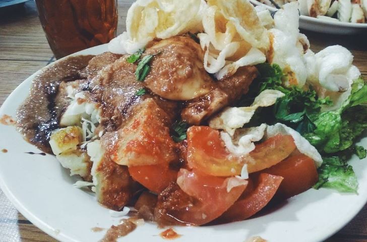 10 Makanan Khas Yogyakarta Yang Paling Istimewa Makanan   10 Makanan Khas Yogyakarta Yang Paling Istimewa Makanan