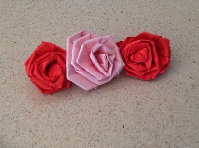 how to fold a rose