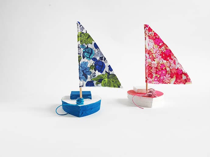 toy sailboats that float