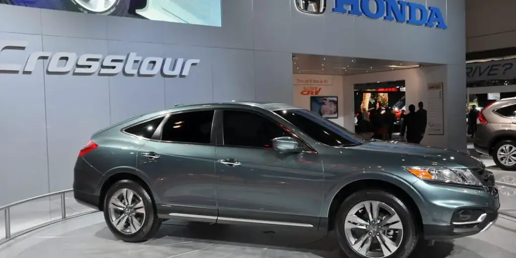 9 Reasons Why the Honda Crosstour got Discontinued