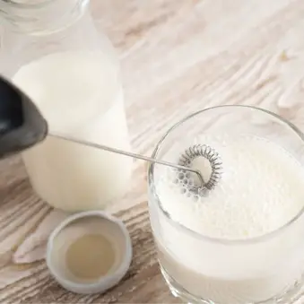Does skim milk foam better than whole milk? – D'AMICO COFFEE