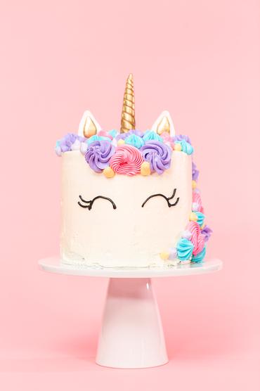 150 Rainbow and Unicorn Party Ideas