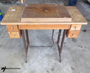 Como hacer mesa para maquina de coser / DIY Folding table for Sewing  Machine 
