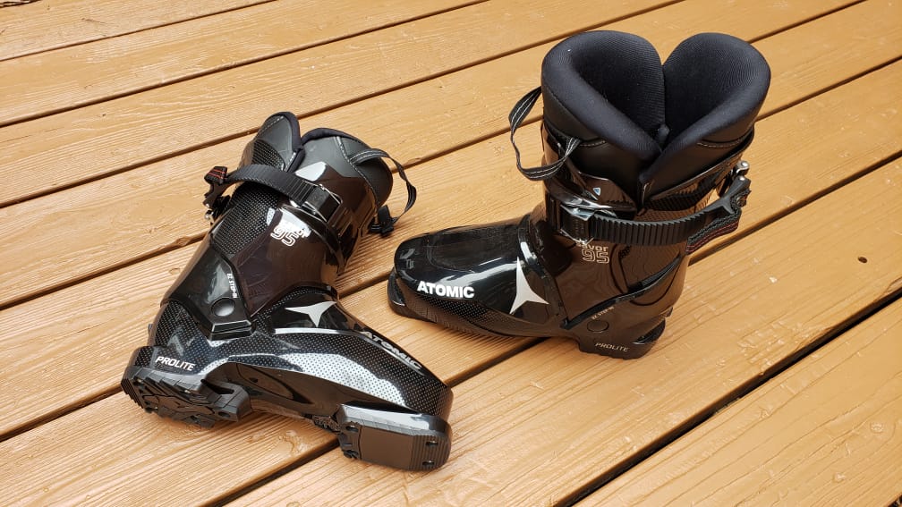 Atomic on sale ski boots