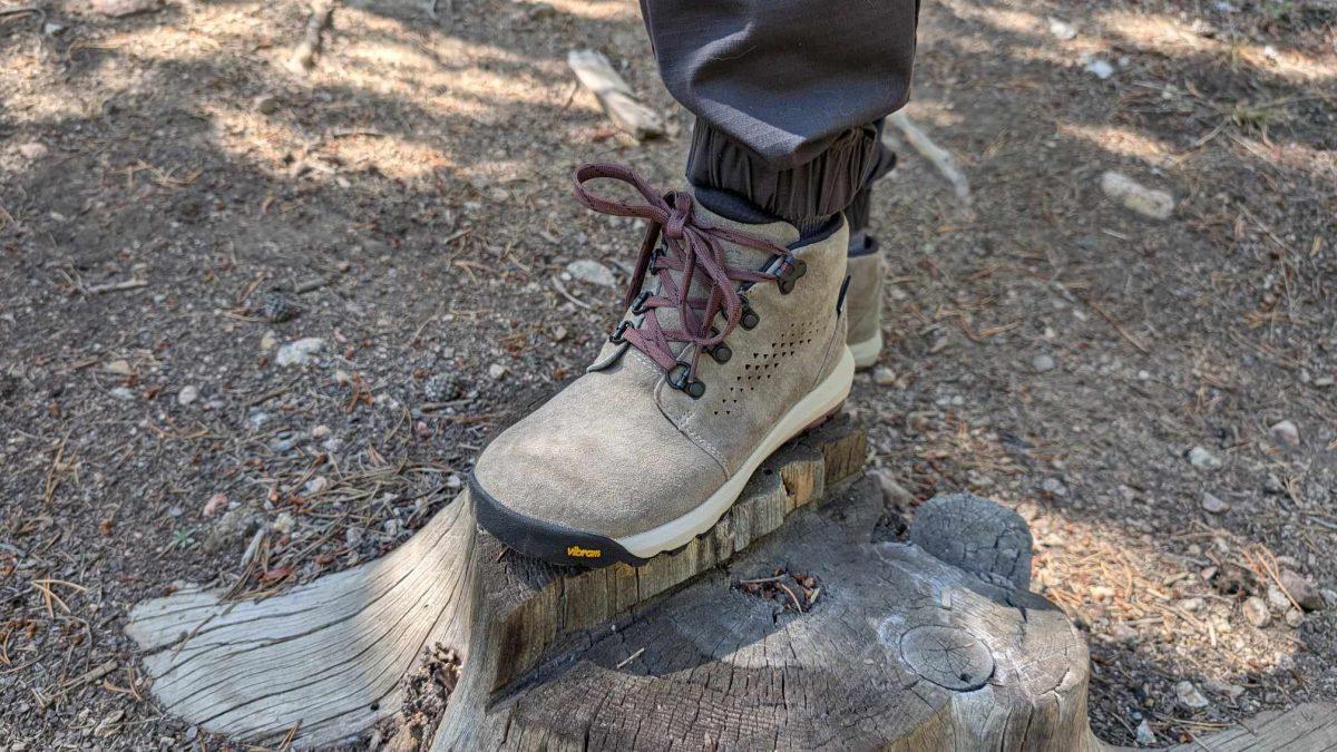 Danner Inquire Chukka Boots