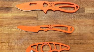 Unzip 'Em: Best Gut Hook Hunting Knives