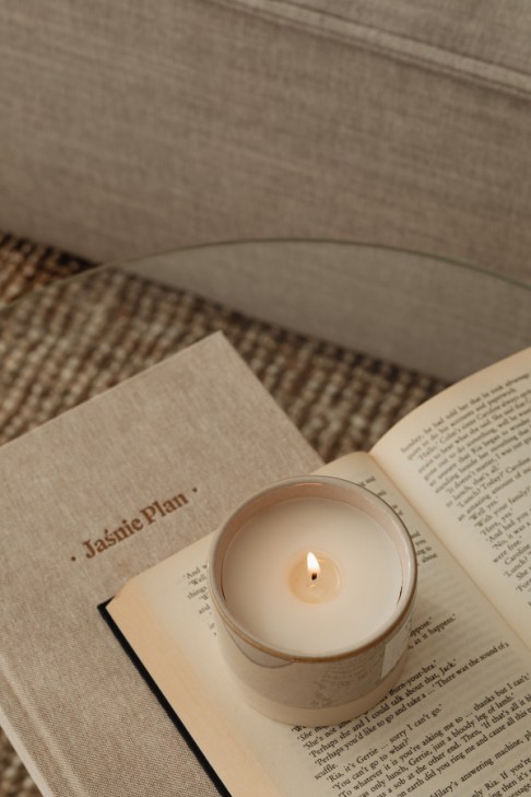 Candle type Candle type