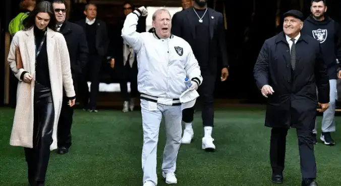 Like It Or Not: Raiders Owner Mark Davis Is Going About It 'His Way'