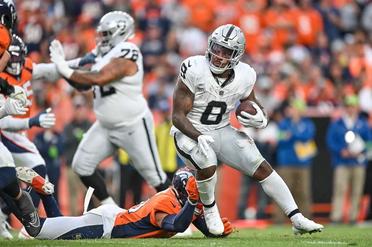 Raiders' Josh Jacobs expresses frustration with offense: 'It's