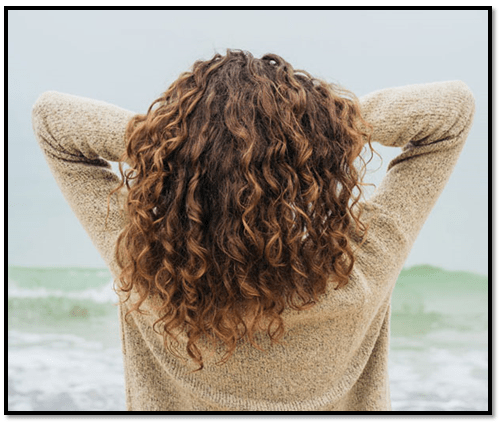 Como Secar El Pelo Rizado Sin Que Se Encrespe