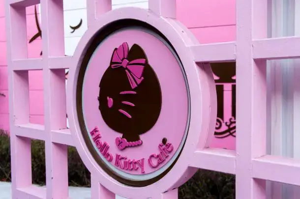 First Hello Kitty Cafe Opens Its Bright Pink Doors in California