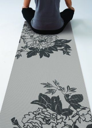 gaiam yoga mat cleaning