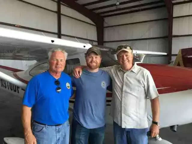 What Is The Maximum Age Limit To Become A Pilot Airplane Academy