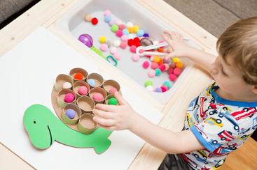 Camino filtrar Cap Juegos Montessori para niños de 2 años | Ideas Caseras | JUEGOS MONTESSORI