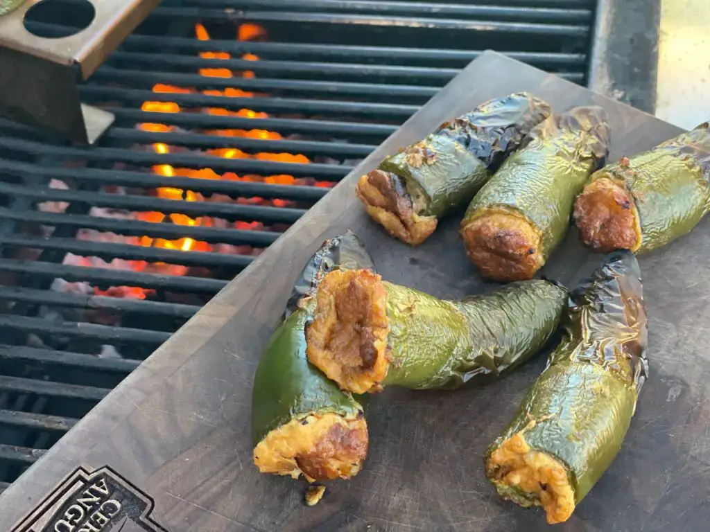 featuredimagejalapenopopper-1024x768 A grill with some food on it