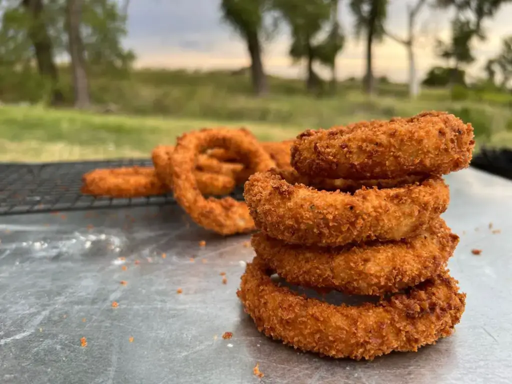 Onion-Ring-featured-1024x768 A close up of some fried food on the table