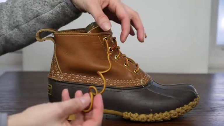 How to Tie Duck Boots – The Easiest Way!
