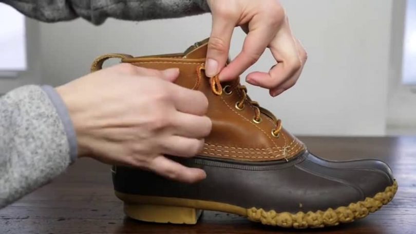 How to Tie Duck Boots – The Easiest Way!
