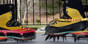 difference between crampons and microspikes