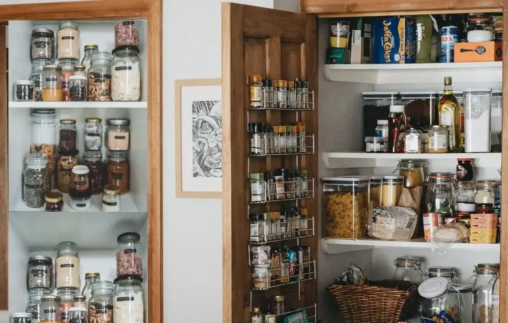 10 must-haves for a diabetic-friendly pantry