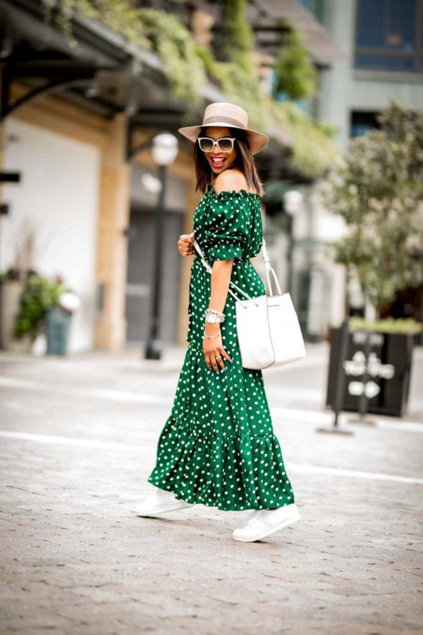 How To Wear Sneakers With A Dress + 25 Outfits To Try How To Wear Sneakers With A Dress - Travel Beauty Blog