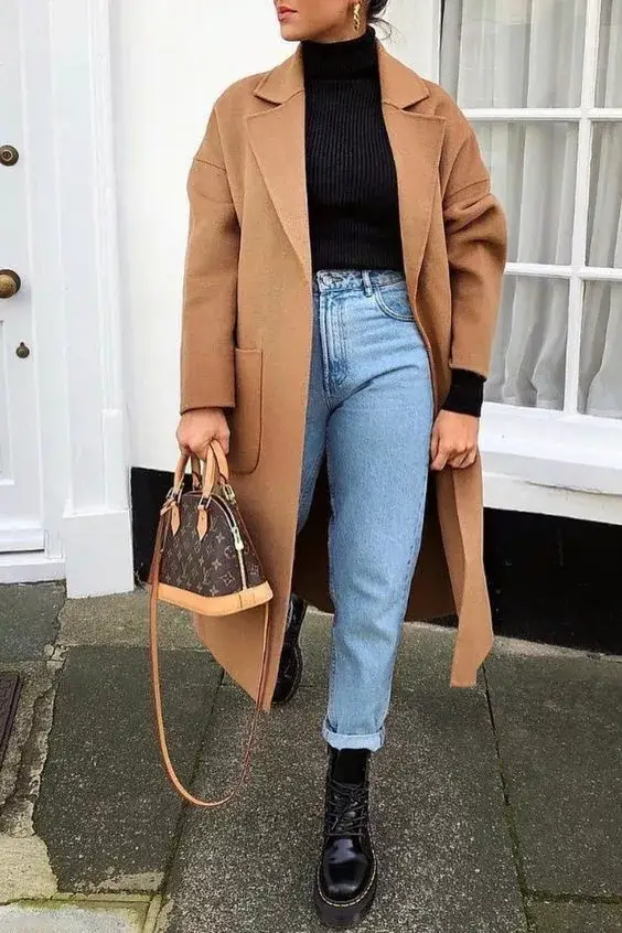 25 Stylish Outfits with Mom Jeans To Wear Now Cute Outfits With Mom Jeans + How To Style It Them