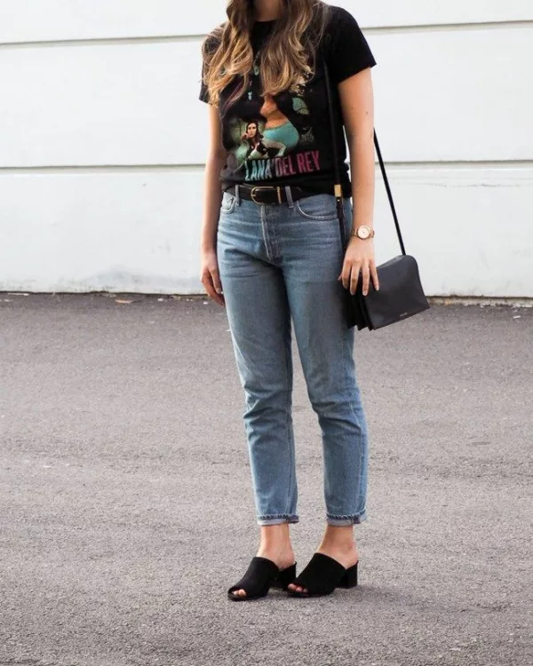 Cute Outfits With Mom Jeans + How To Style It Them