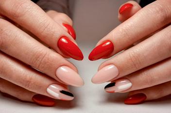 What Are the Different Types of Artificial Nails? (2023) What Are the Different Types of Artificial Nails? (2023)