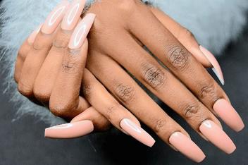 What Are the Different Types of Artificial Nails? (2023)