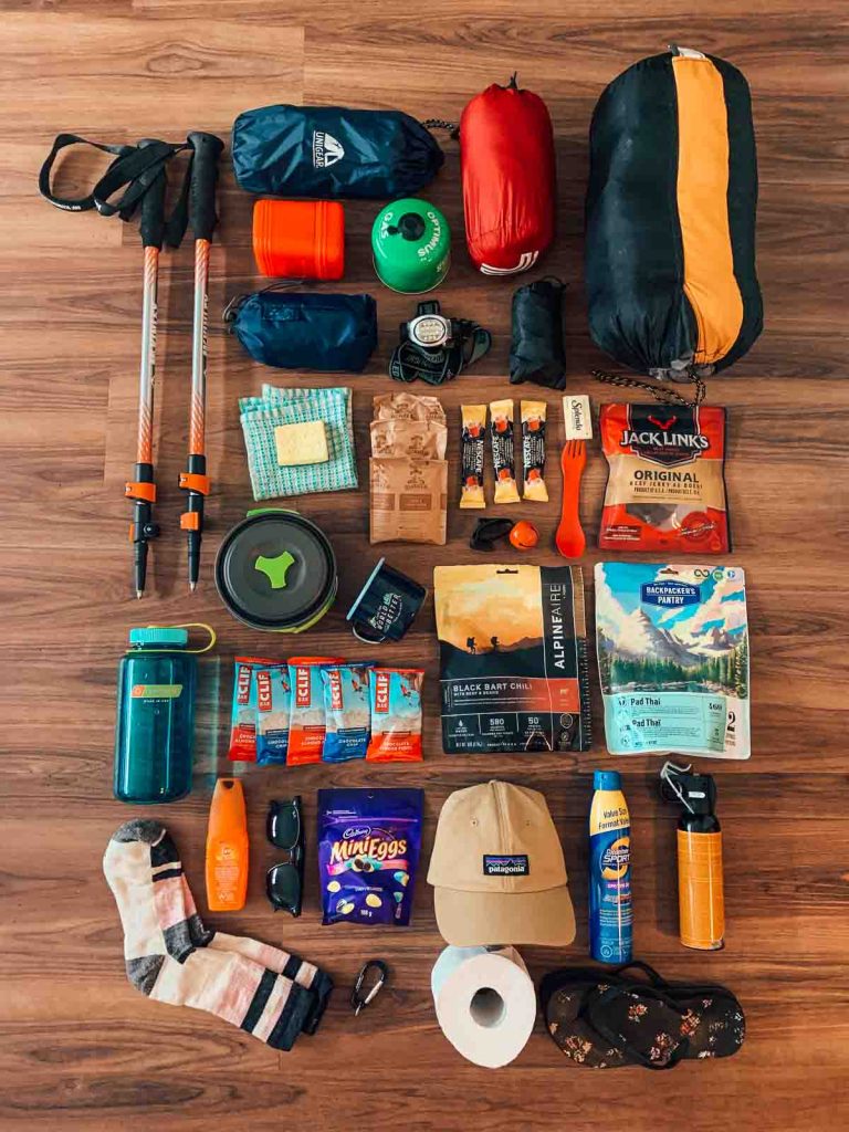 BEST BACKPACKING SLEEPING BAGS UNDER 